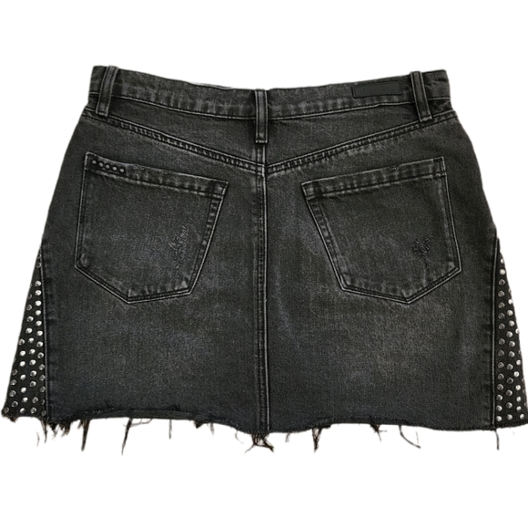 BLANKNYC Studded Denim Mini-Skirt 27 - Picture 5 of 16